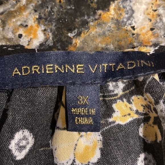 X womens Adrienne Vittadini casual floral 3/4 sleeve stretch plus size top 3X - Picture 3 of 4